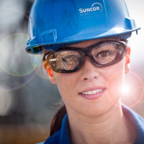 Women Oils Sands Employee - Industrial - Harderlee