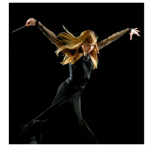 female conductor - performing arts - harderlee