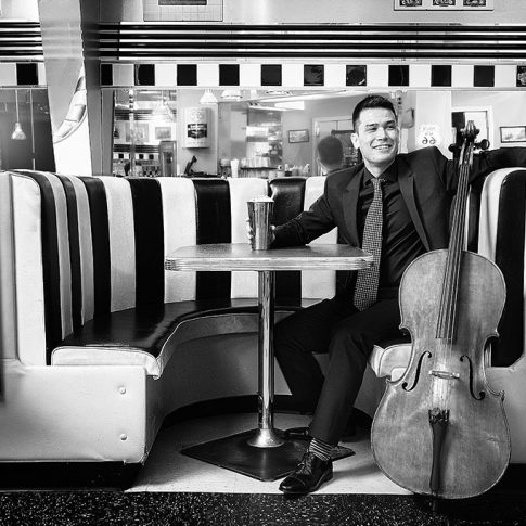 kanes diner cello - portrait - harderlee