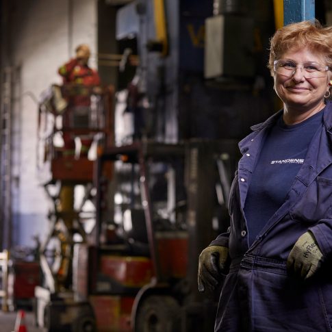 Women steel worker - Commercial -HarderLee