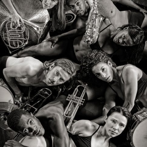 dancers with instruments - performing arts - harderlee